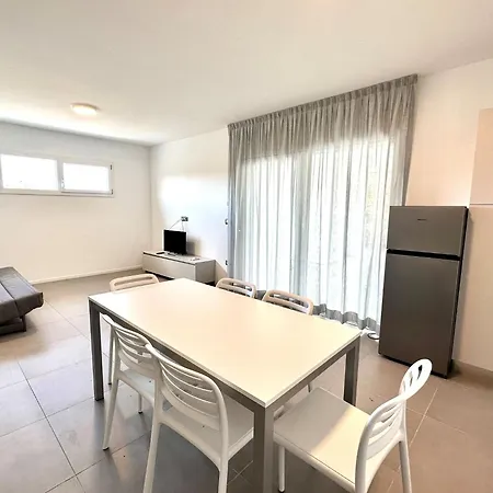 Penthouse With Pool And Solarium * ביביונה