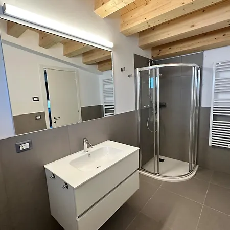Penthouse With Pool And Solarium דירה ביביונה