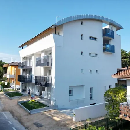 Penthouse With Pool And Solarium * ביביונה